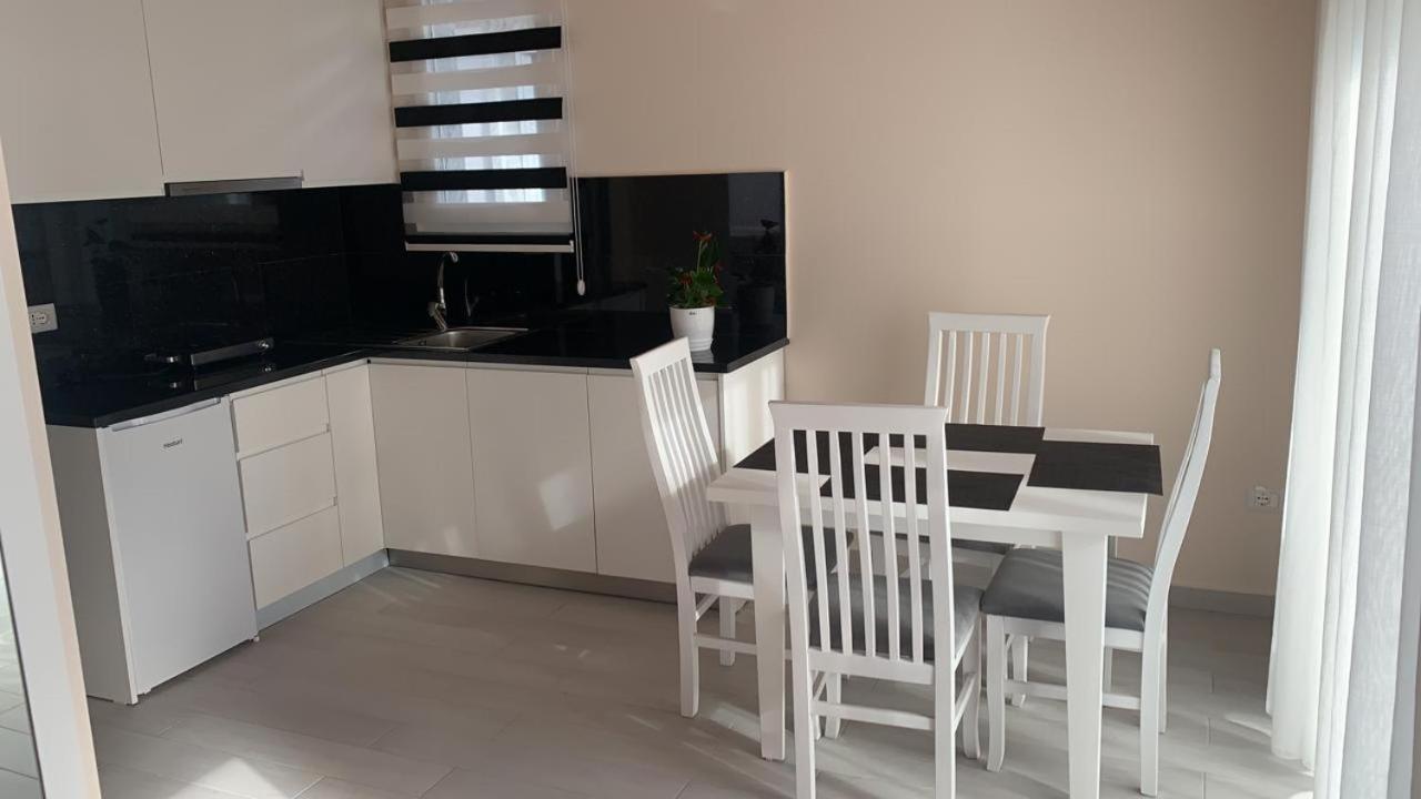 Vila Llano Vlorë Exterior foto